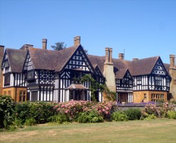 Akeley-Wood-Independent-School-History